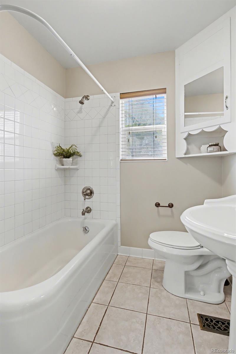 MLS Image #26 for 1015 e moreno avenue,colorado springs, Colorado