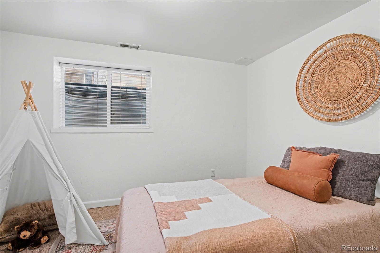 MLS Image #29 for 1015 e moreno avenue,colorado springs, Colorado
