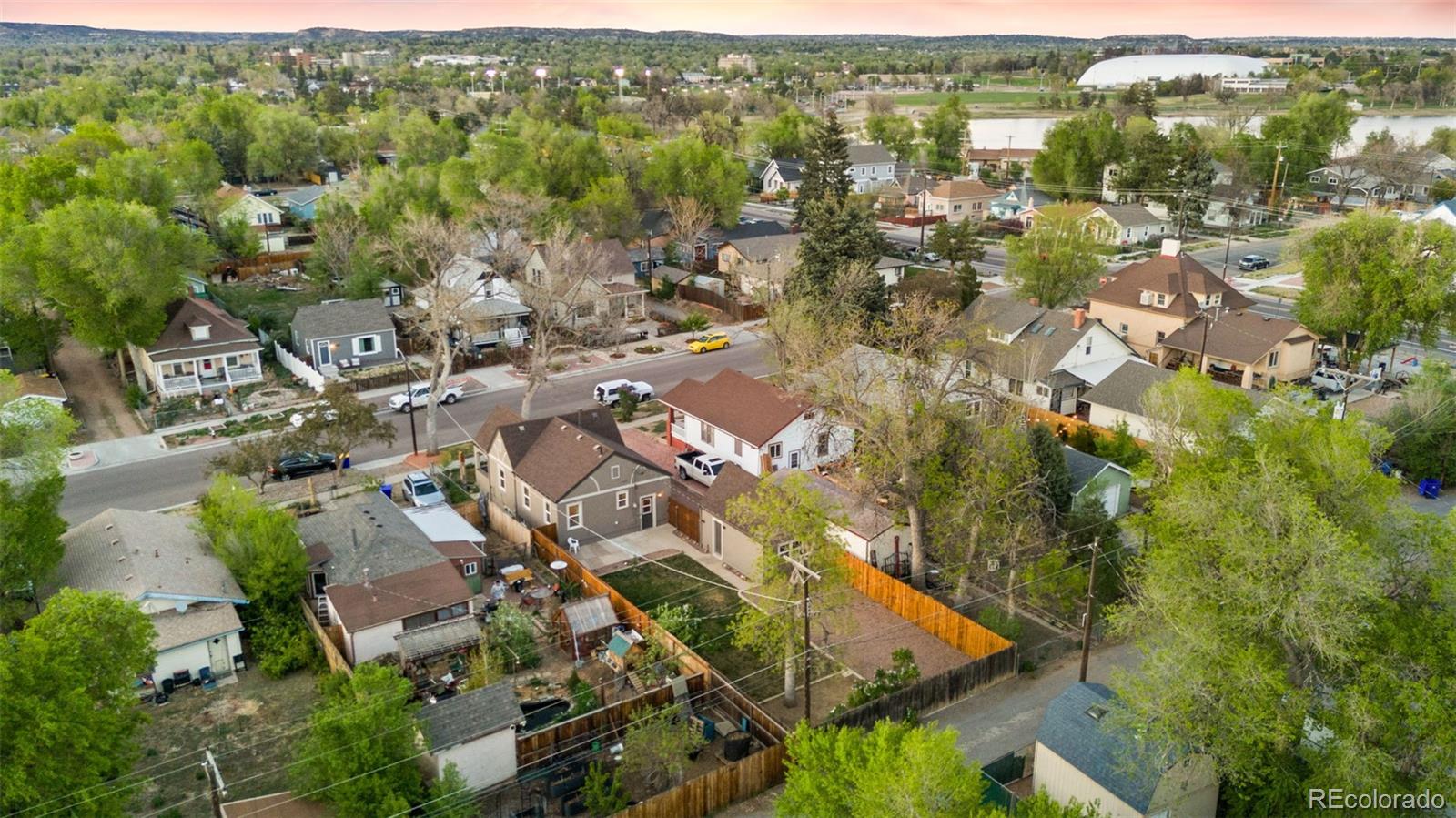 MLS Image #8 for 1015 e moreno avenue,colorado springs, Colorado