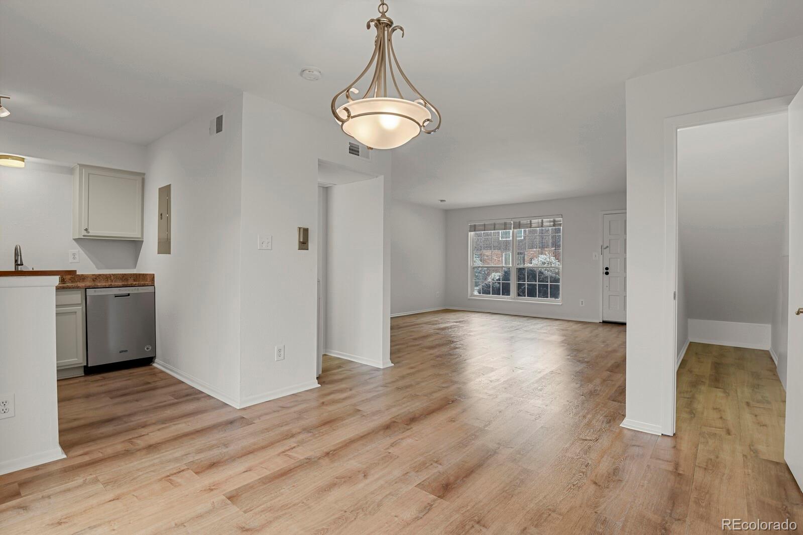 MLS Image #14 for 3855 s monaco street,denver, Colorado