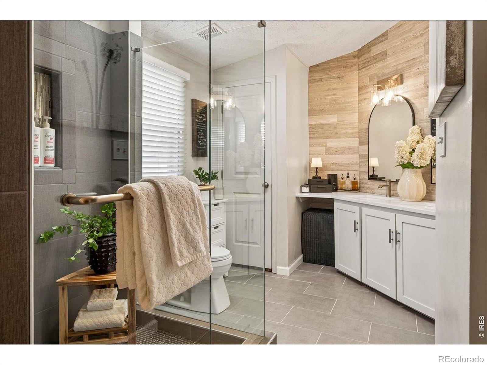 MLS Image #12 for 8410  madison way,denver, Colorado