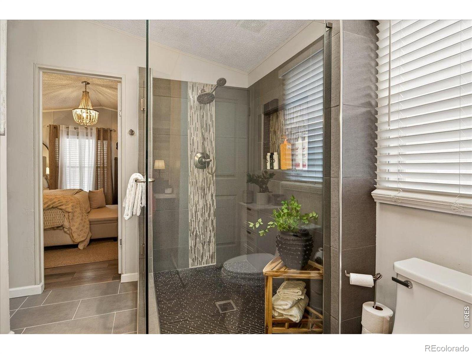 MLS Image #13 for 8410  madison way,denver, Colorado