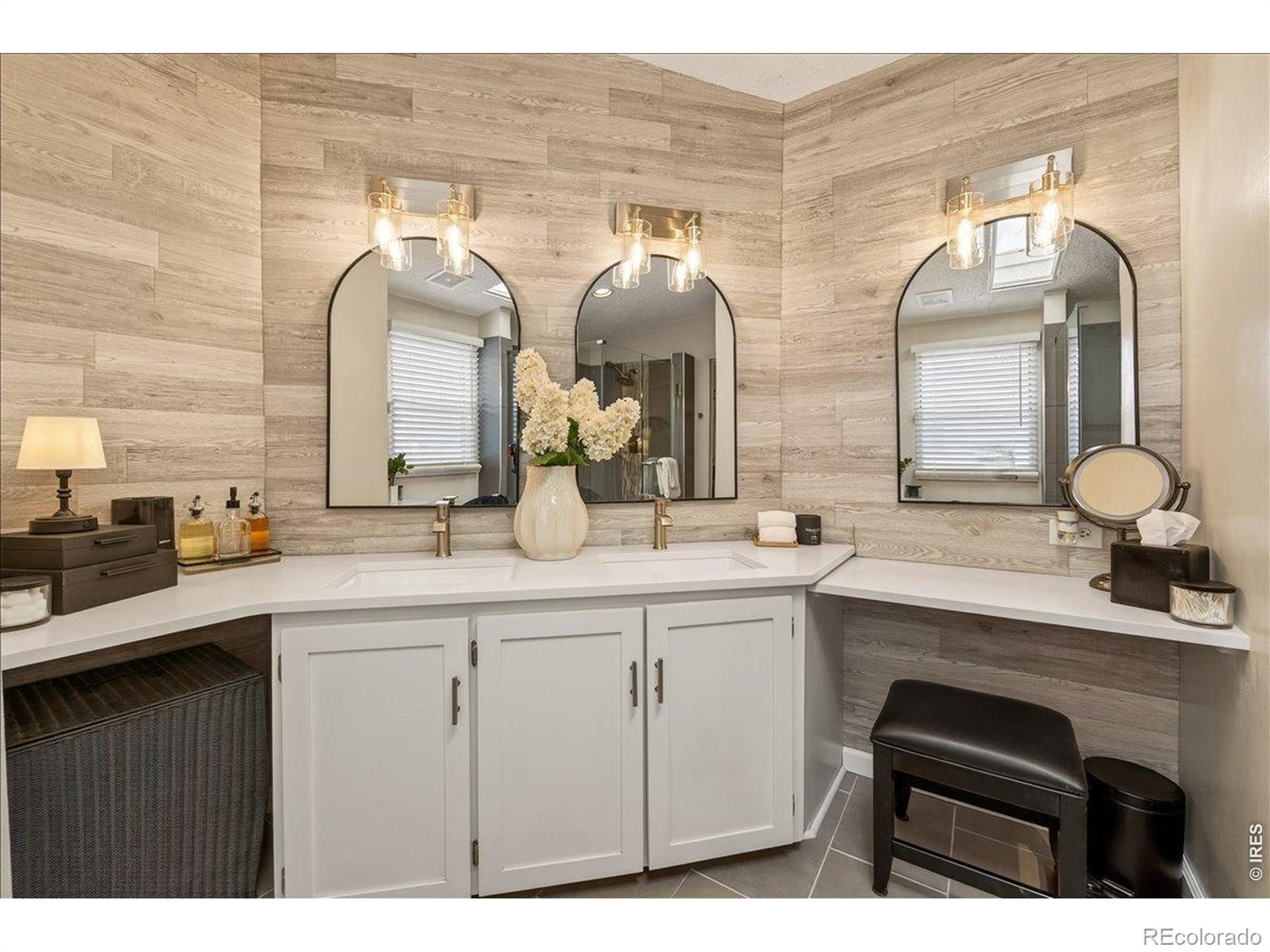 MLS Image #14 for 8410  madison way,denver, Colorado