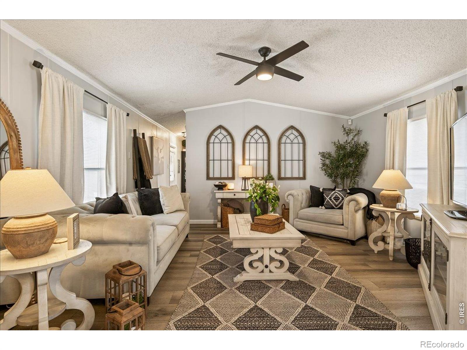 MLS Image #2 for 8410  madison way,denver, Colorado