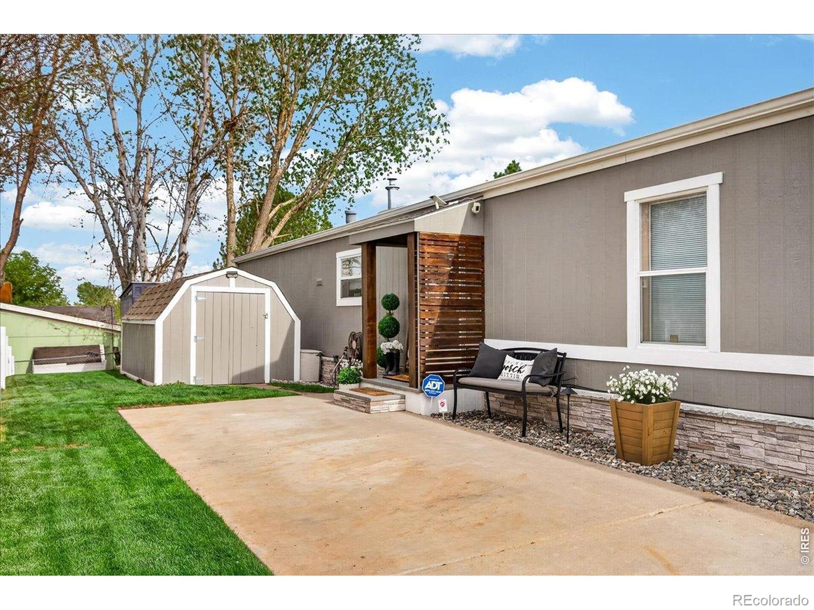 MLS Image #26 for 8410  madison way,denver, Colorado