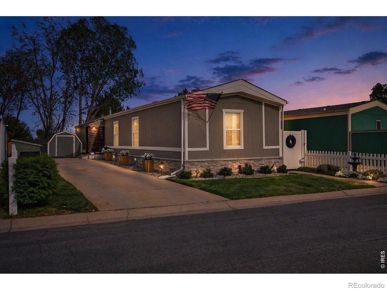 MLS Image #32 for 8410  madison way,denver, Colorado