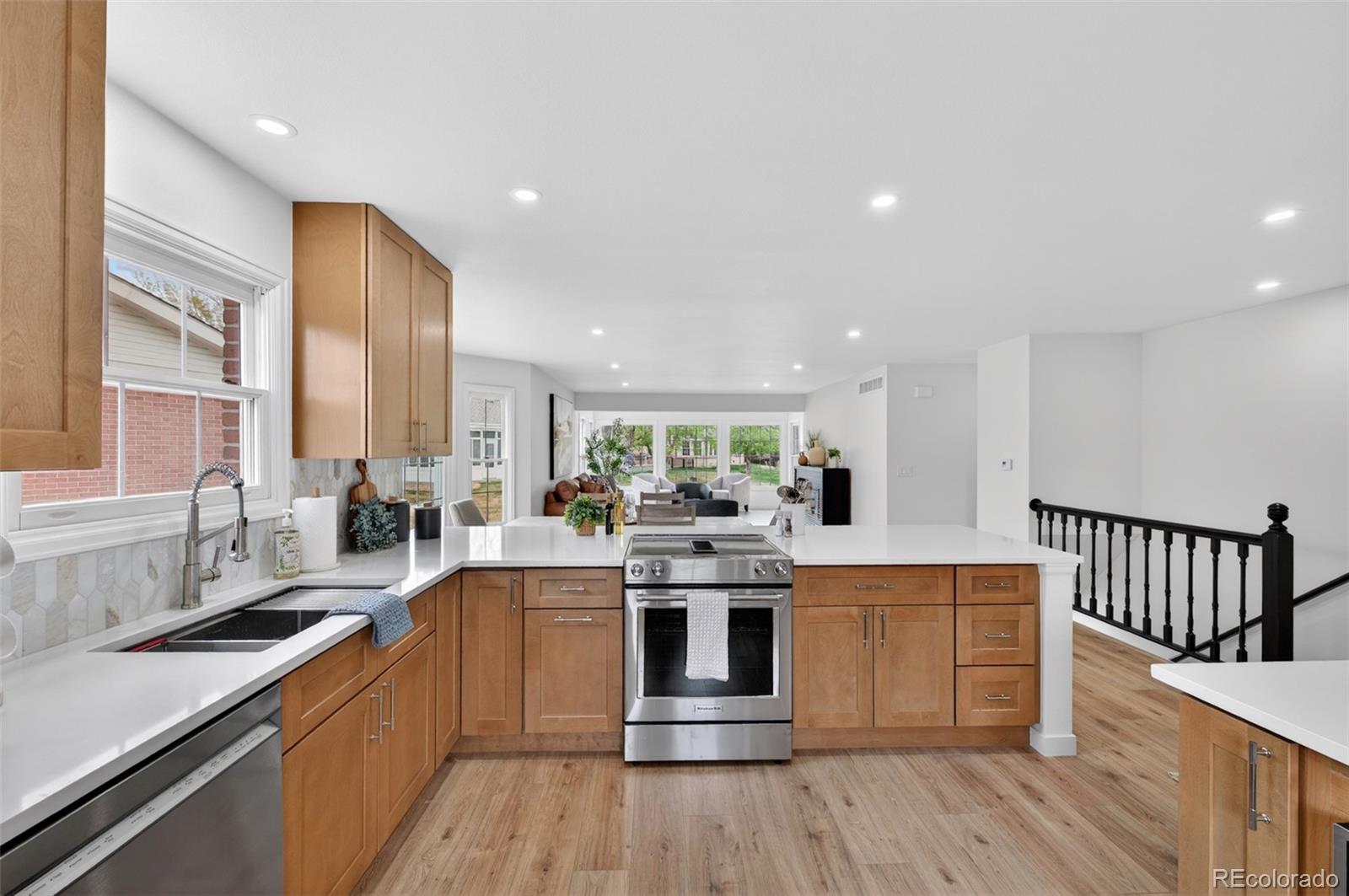 MLS Image #3 for 8943  greenspointe lane,highlands ranch, Colorado