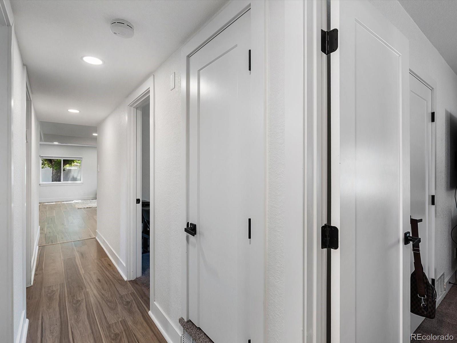MLS Image #18 for 900  troy street,aurora, Colorado