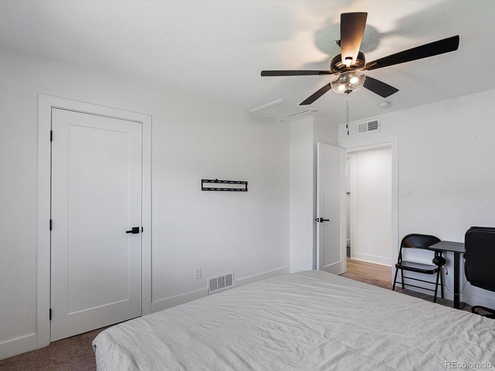 MLS Image #20 for 900  troy street,aurora, Colorado