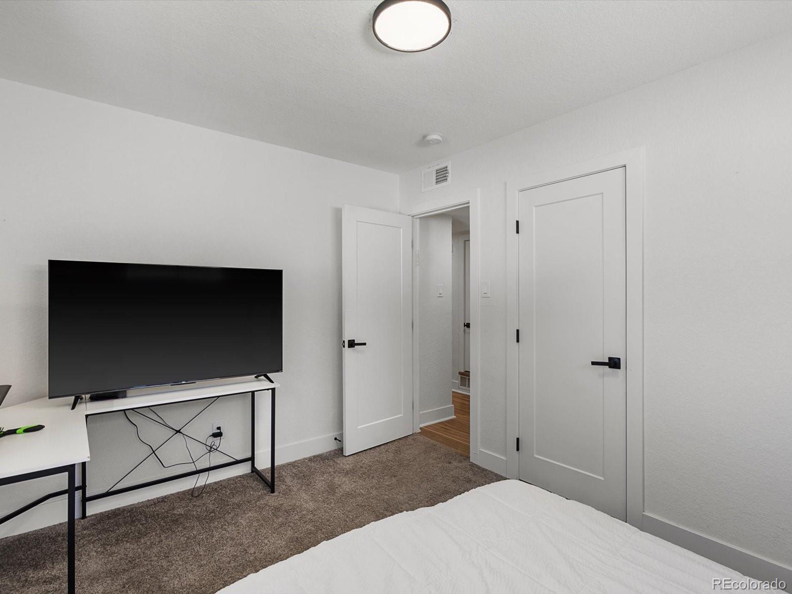 MLS Image #25 for 900  troy street,aurora, Colorado