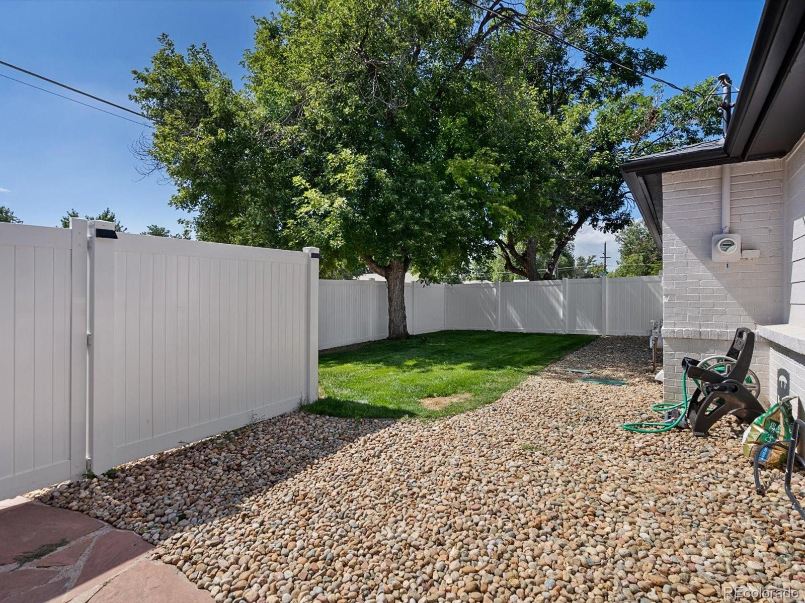MLS Image #33 for 900  troy street,aurora, Colorado
