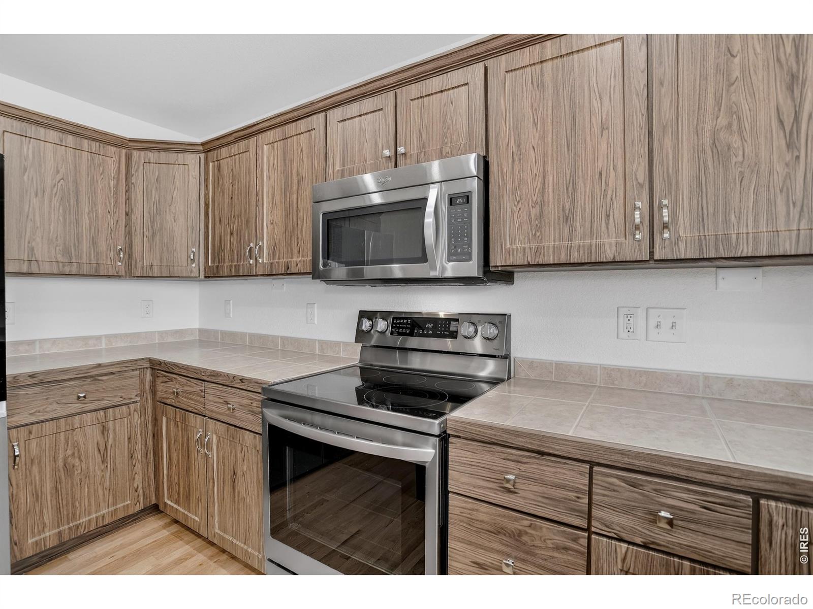 MLS Image #18 for 5845  scenic avenue,firestone, Colorado