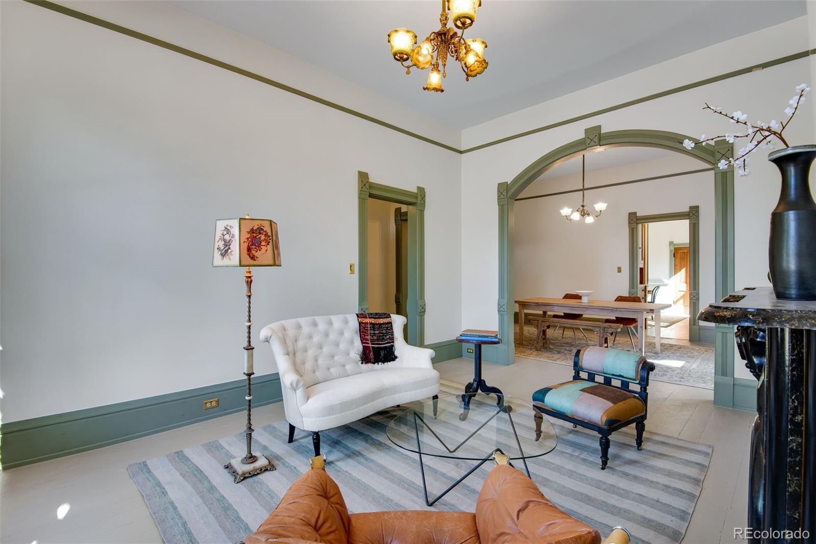 MLS Image #11 for 2550  stout street,denver, Colorado