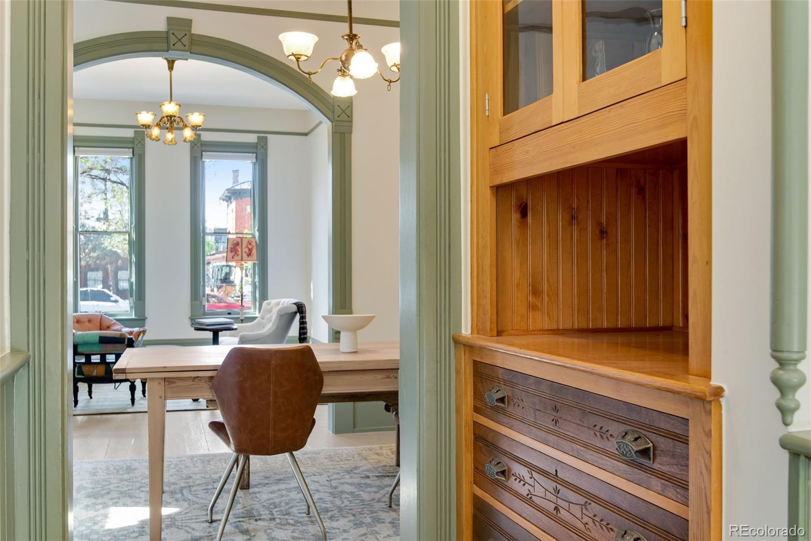 MLS Image #22 for 2550  stout street,denver, Colorado