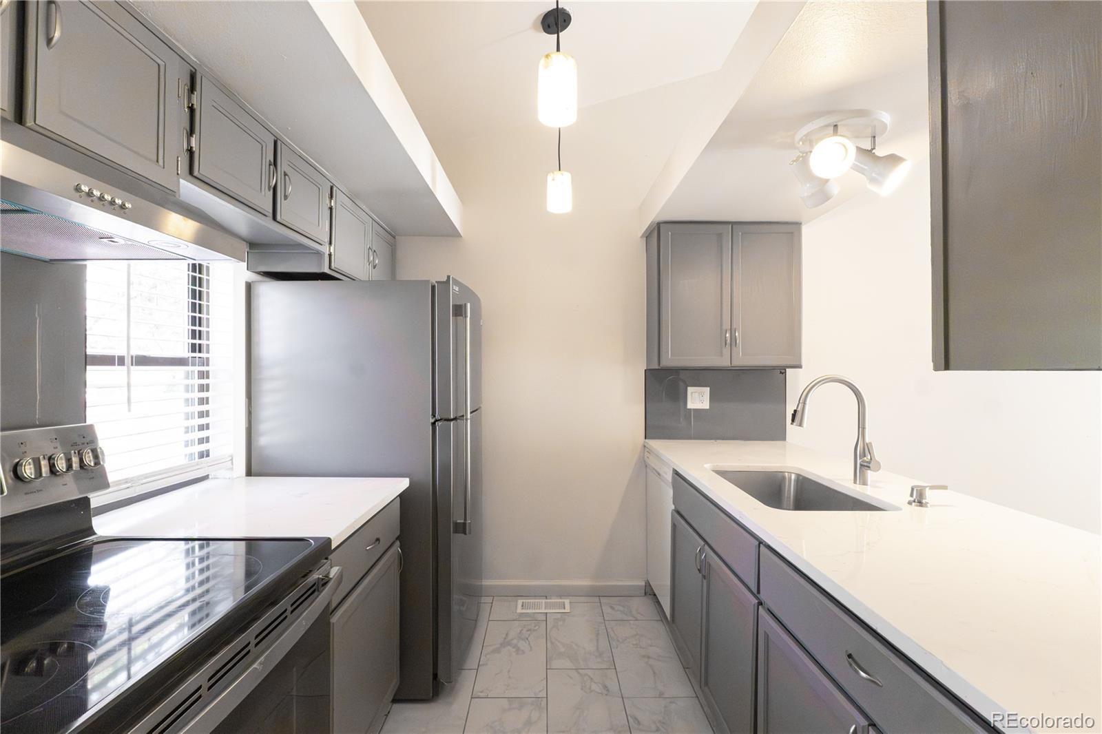 MLS Image #4 for 4223 s richfield way ,aurora, Colorado