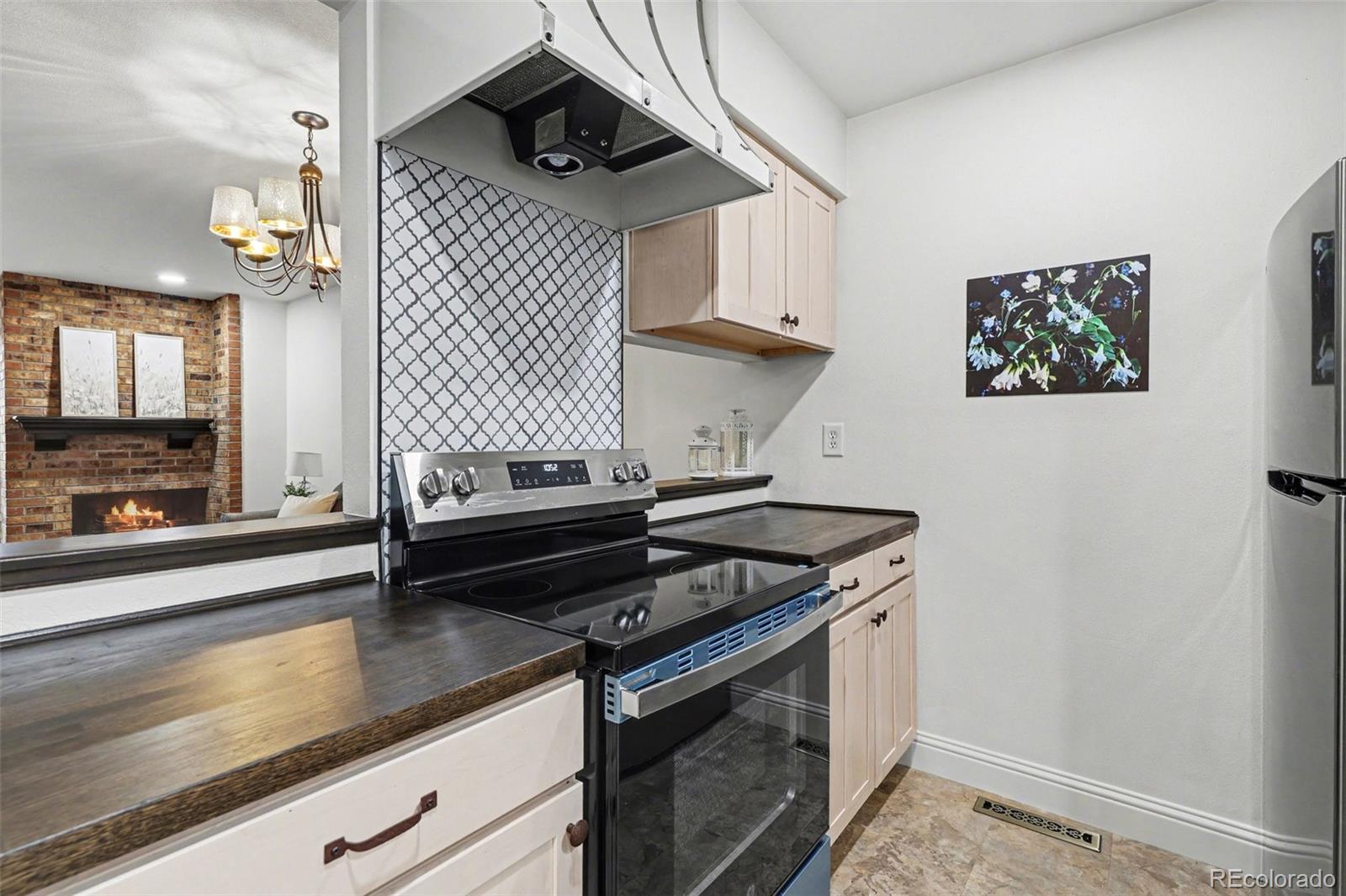 MLS Image #4 for 6305 w 6th avenue,lakewood, Colorado