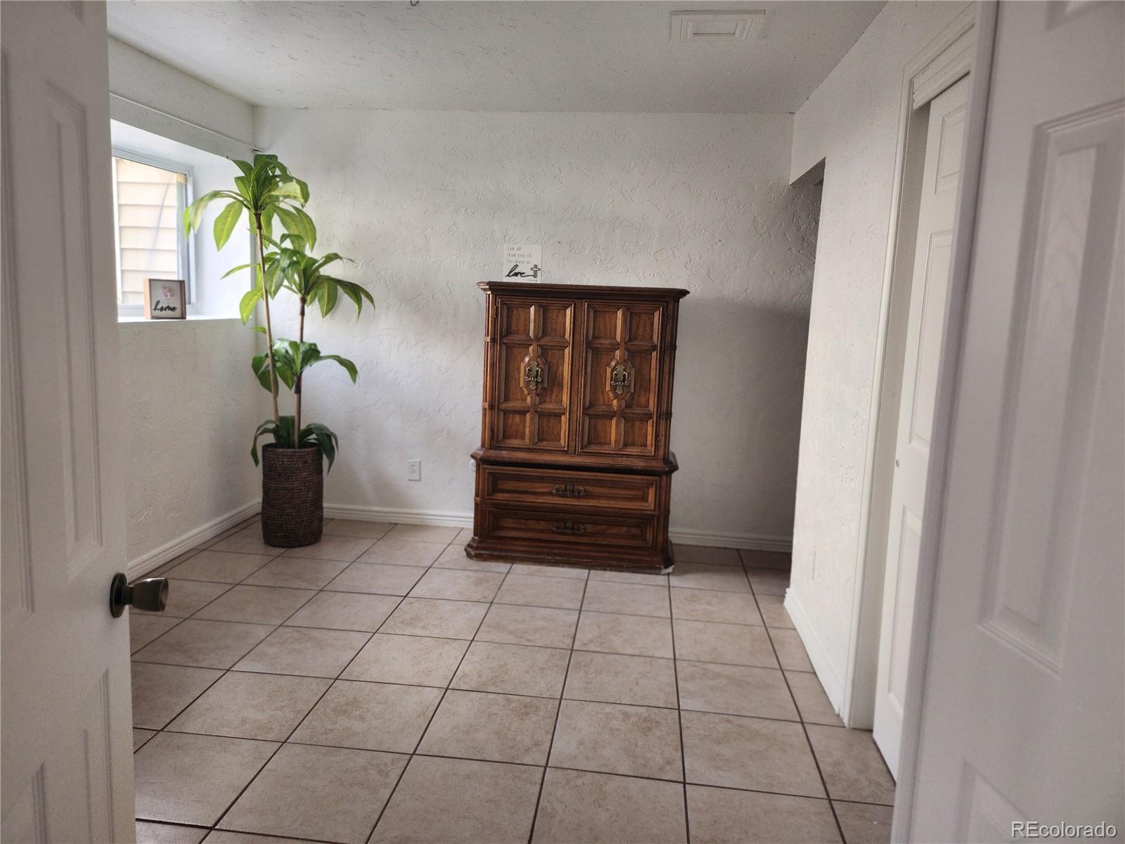 MLS Image #11 for 10722 e exposition avenue 117,aurora, Colorado