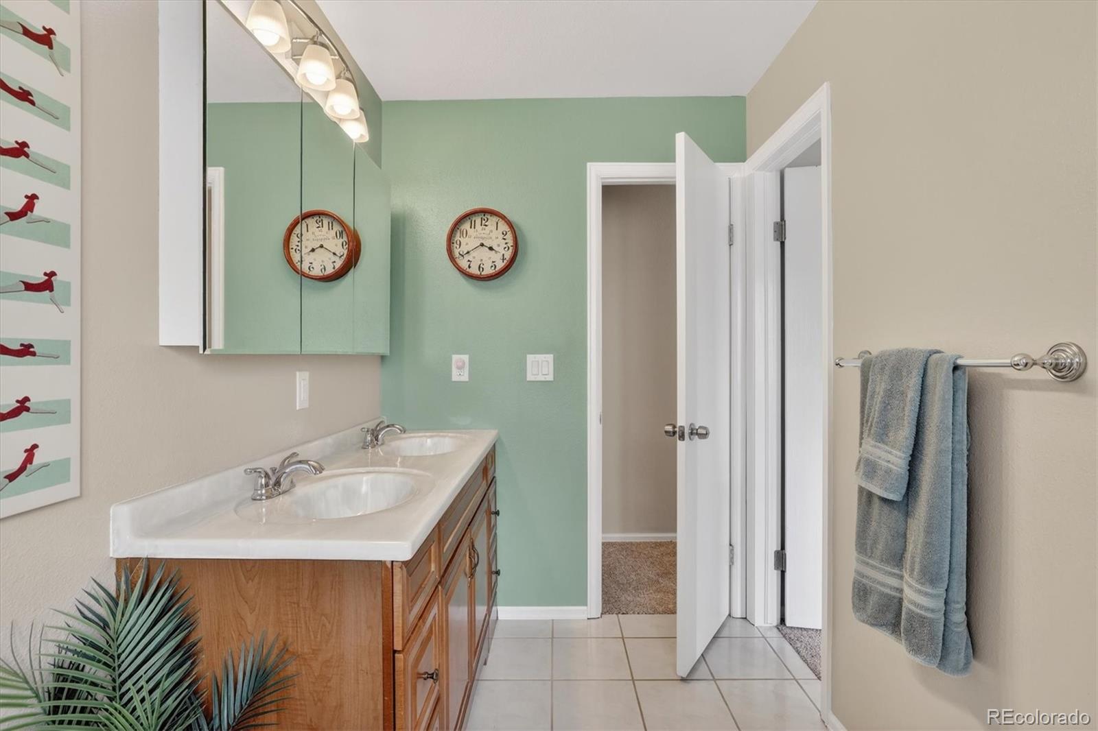 MLS Image #17 for 9004 w union avenue,denver, Colorado