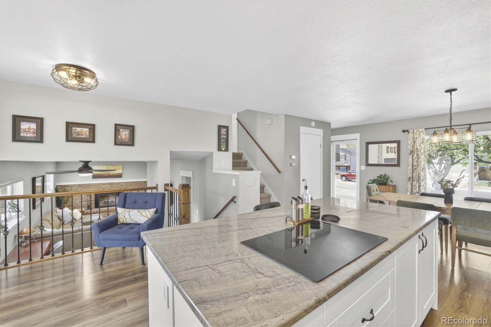 MLS Image #5 for 9004 w union avenue,denver, Colorado