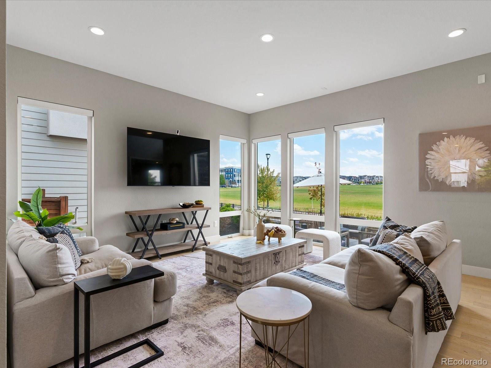 MLS Image #11 for 5833  galena street,denver, Colorado