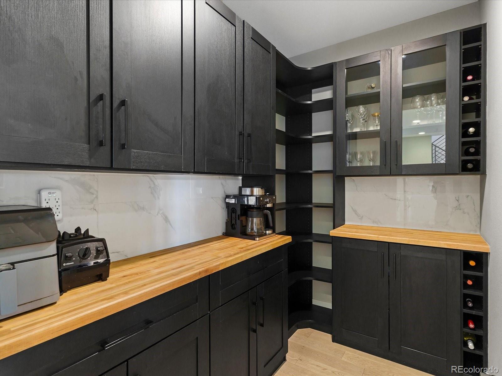 MLS Image #18 for 5833  galena street,denver, Colorado