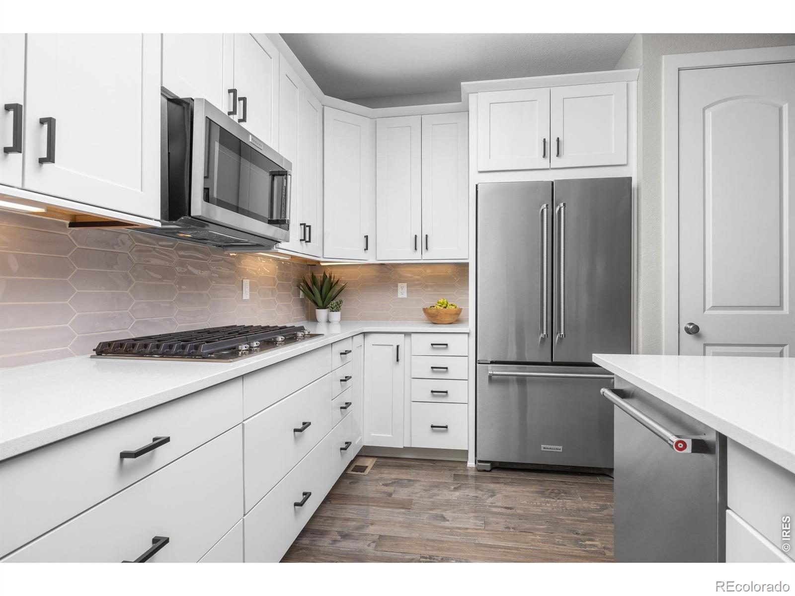 MLS Image #12 for 4524  heatherhill court,longmont, Colorado