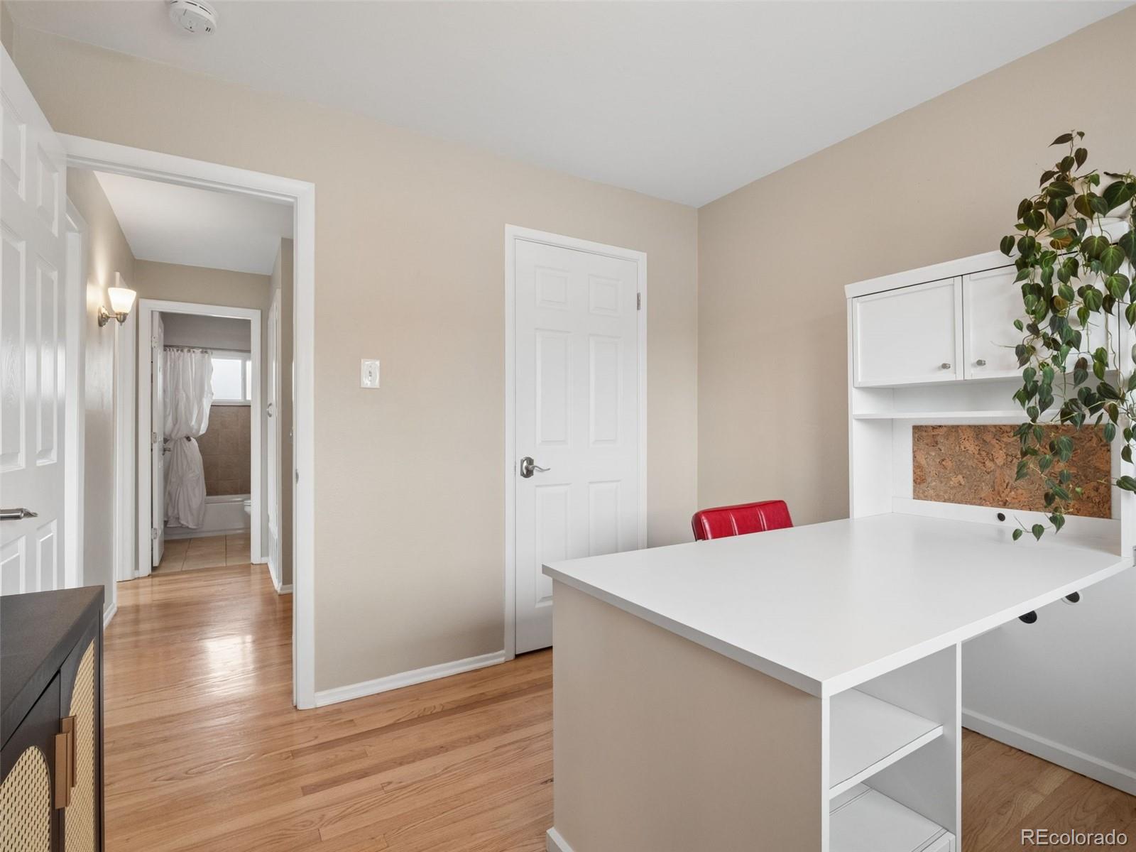 MLS Image #14 for 3199 s lowell boulevard,denver, Colorado