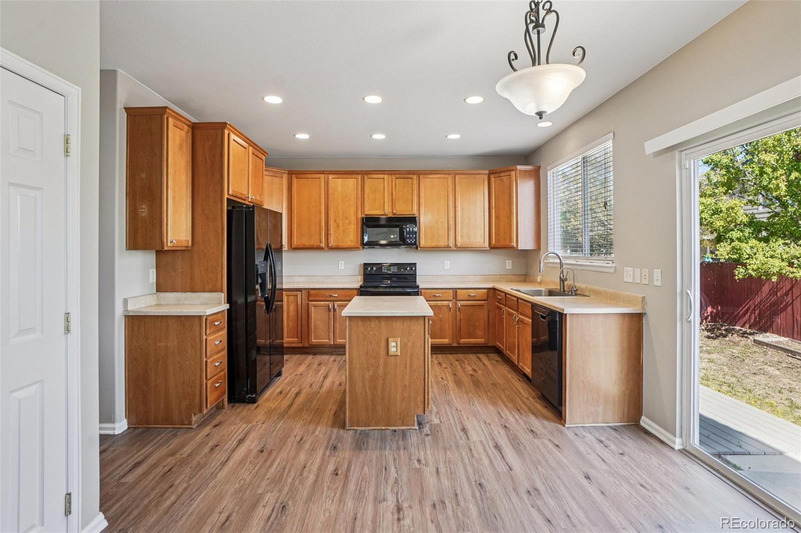 MLS Image #18 for 16493 e 98th way,commerce city, Colorado