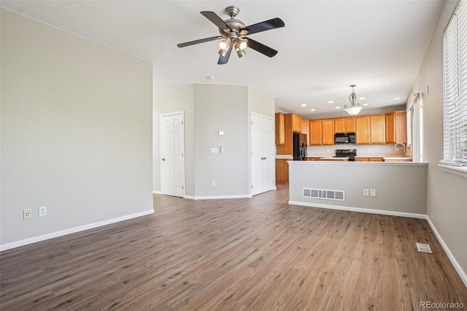 MLS Image #9 for 16493 e 98th way,commerce city, Colorado