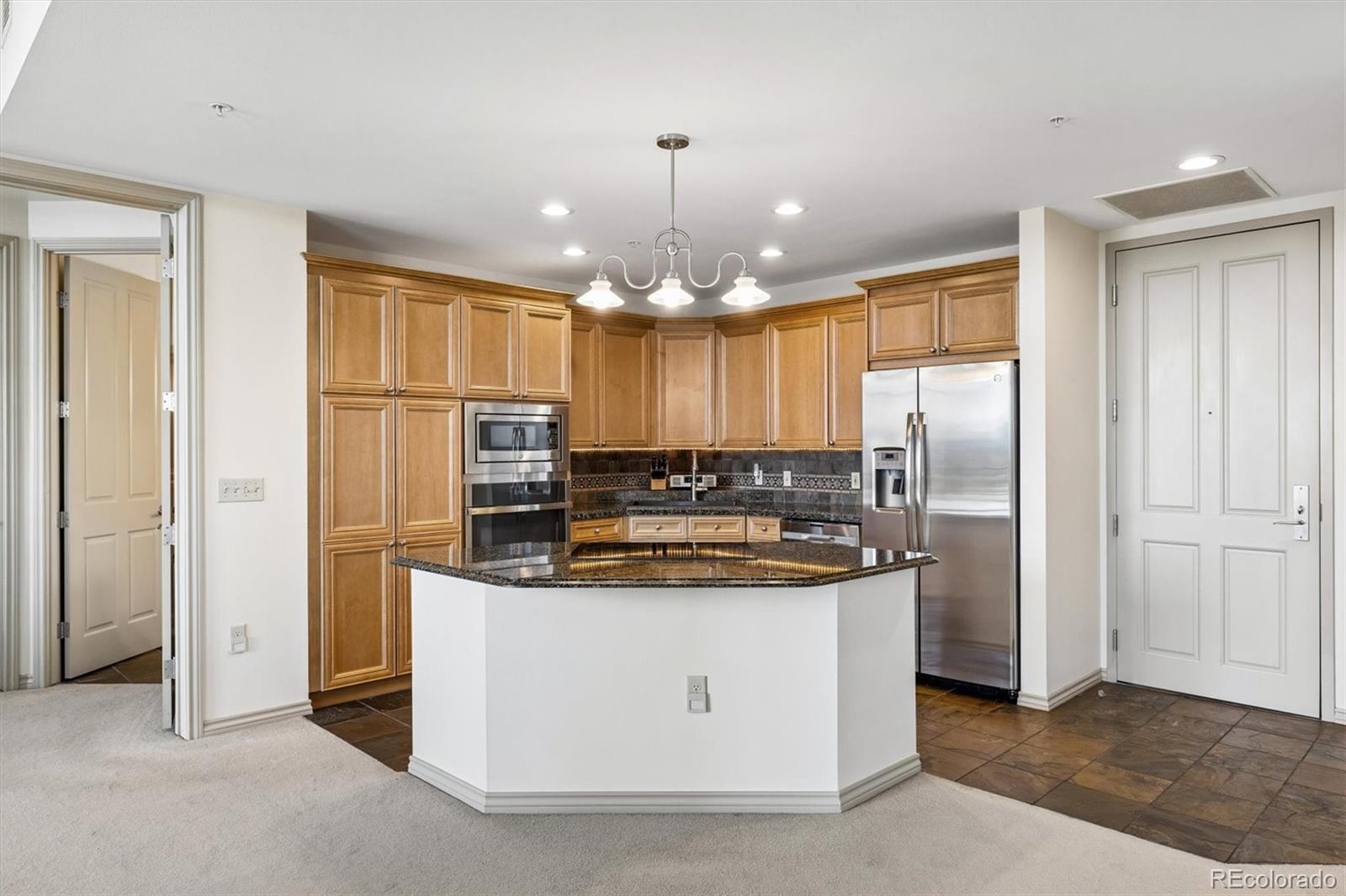 MLS Image #7 for 8100 e union avenue 1804,denver, Colorado