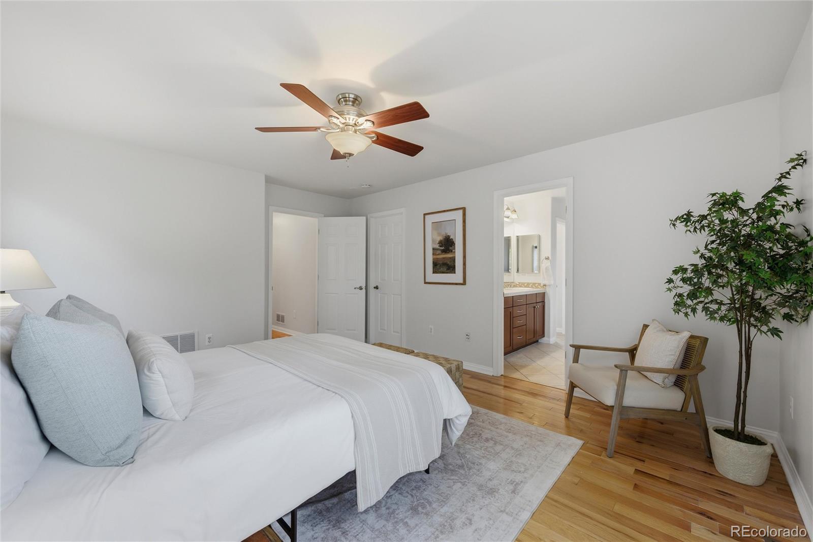MLS Image #17 for 2820 n hanover street,denver, Colorado