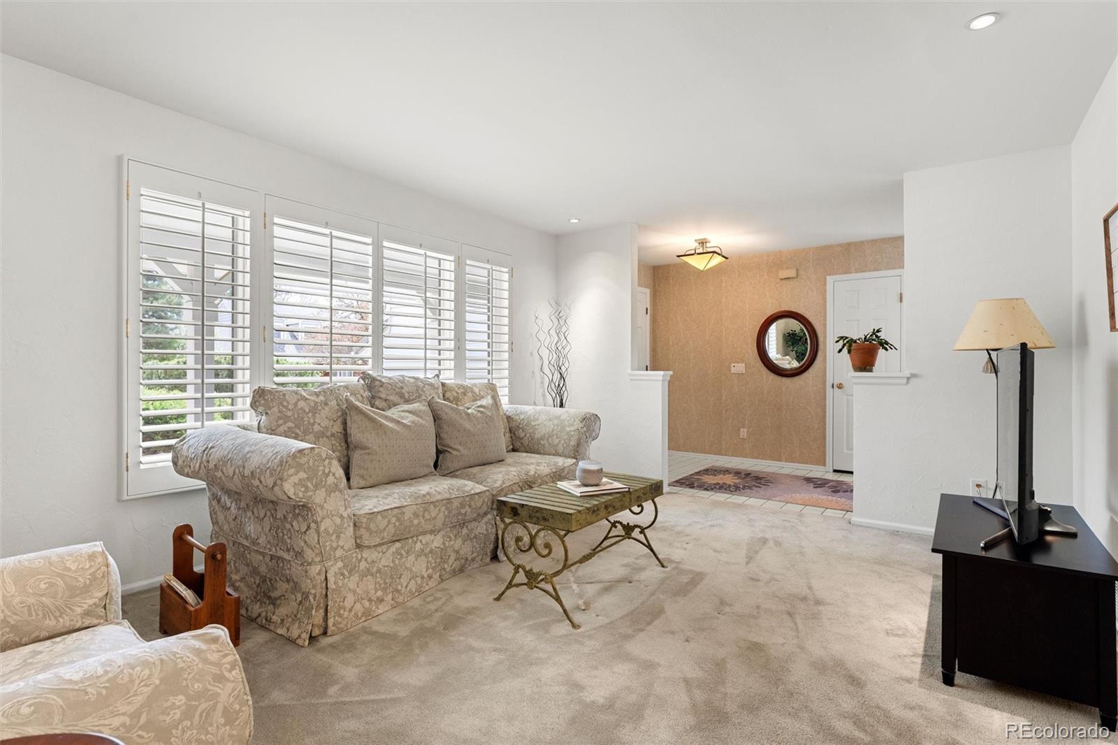 MLS Image #12 for 6379 s jasmine way,centennial, Colorado
