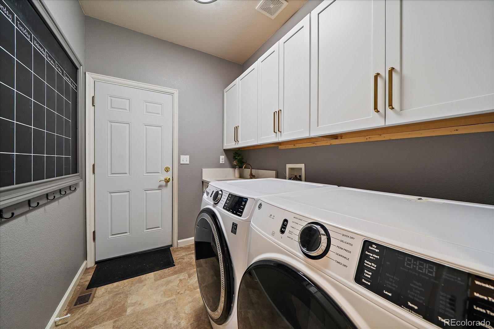 MLS Image #26 for 6313  umber circle,arvada, Colorado