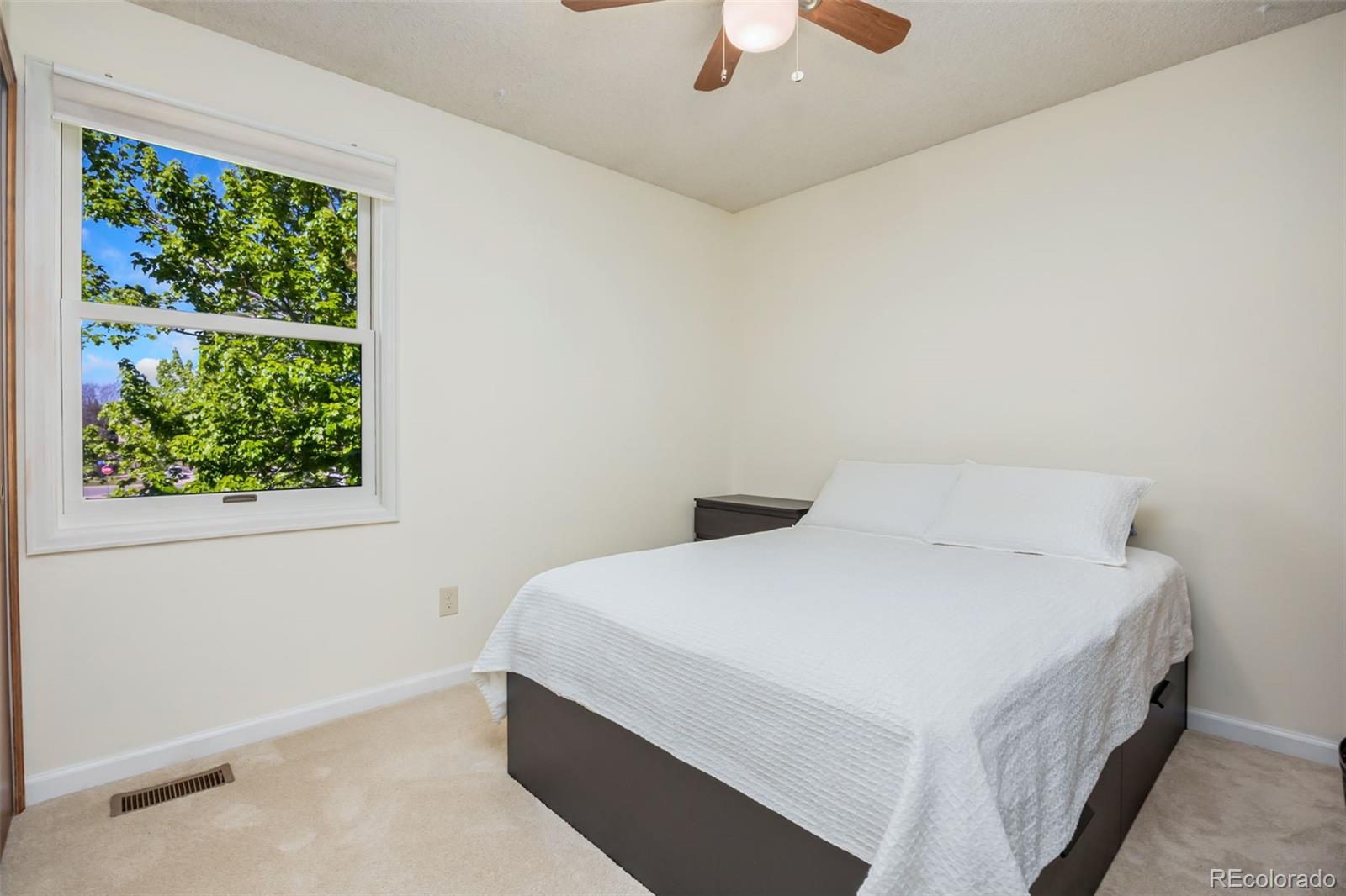 MLS Image #17 for 1895 e nichols place,centennial, Colorado