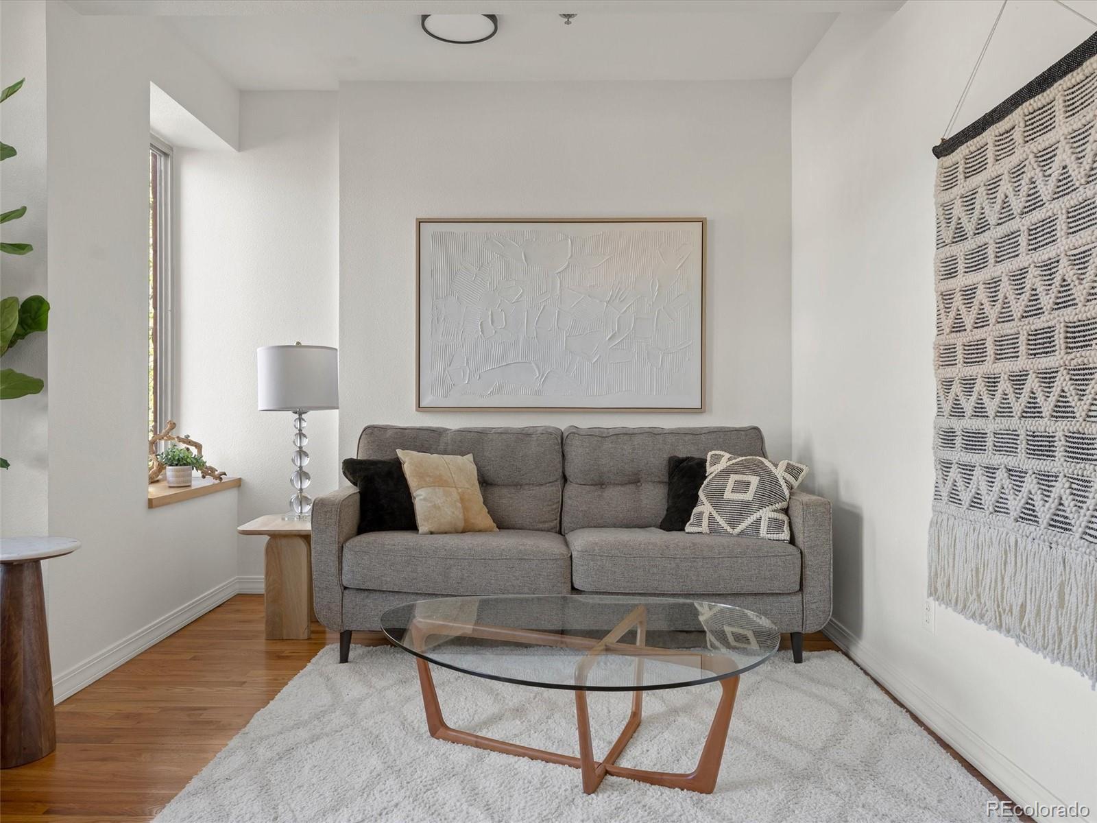 MLS Image #5 for 1610 n humboldt street a,denver, Colorado