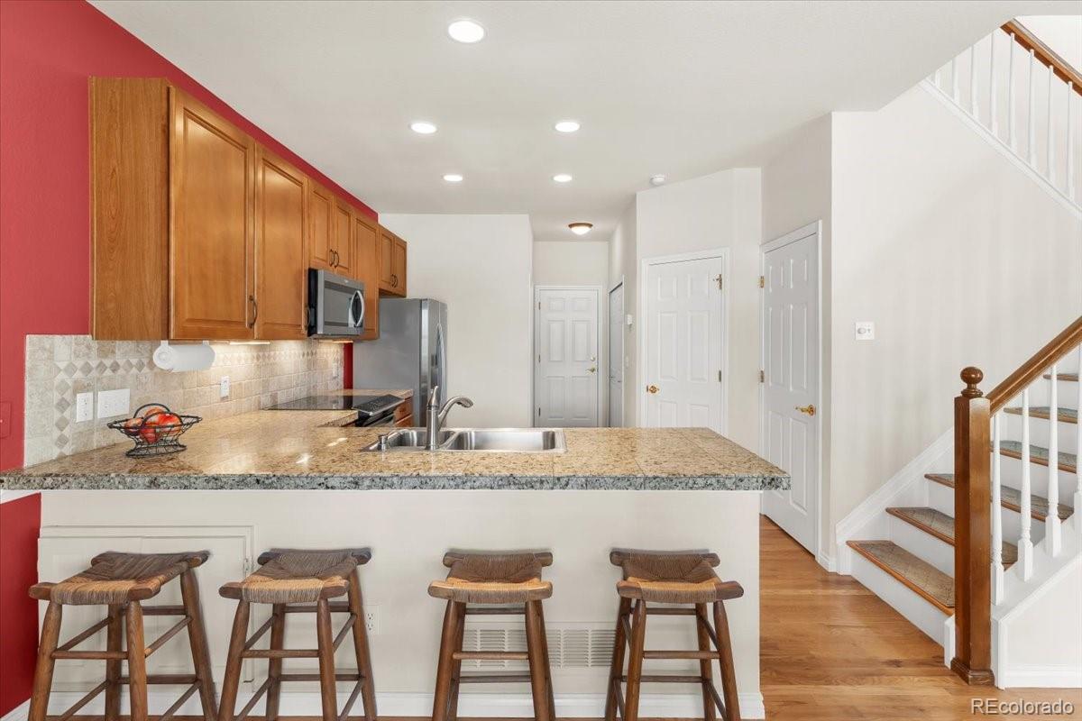 MLS Image #15 for 6091 w utah lane,lakewood, Colorado