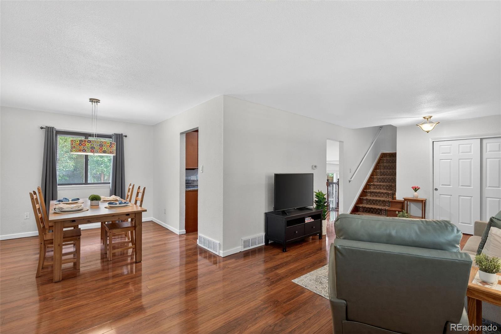 MLS Image #14 for 5389 w hinsdale avenue,littleton, Colorado