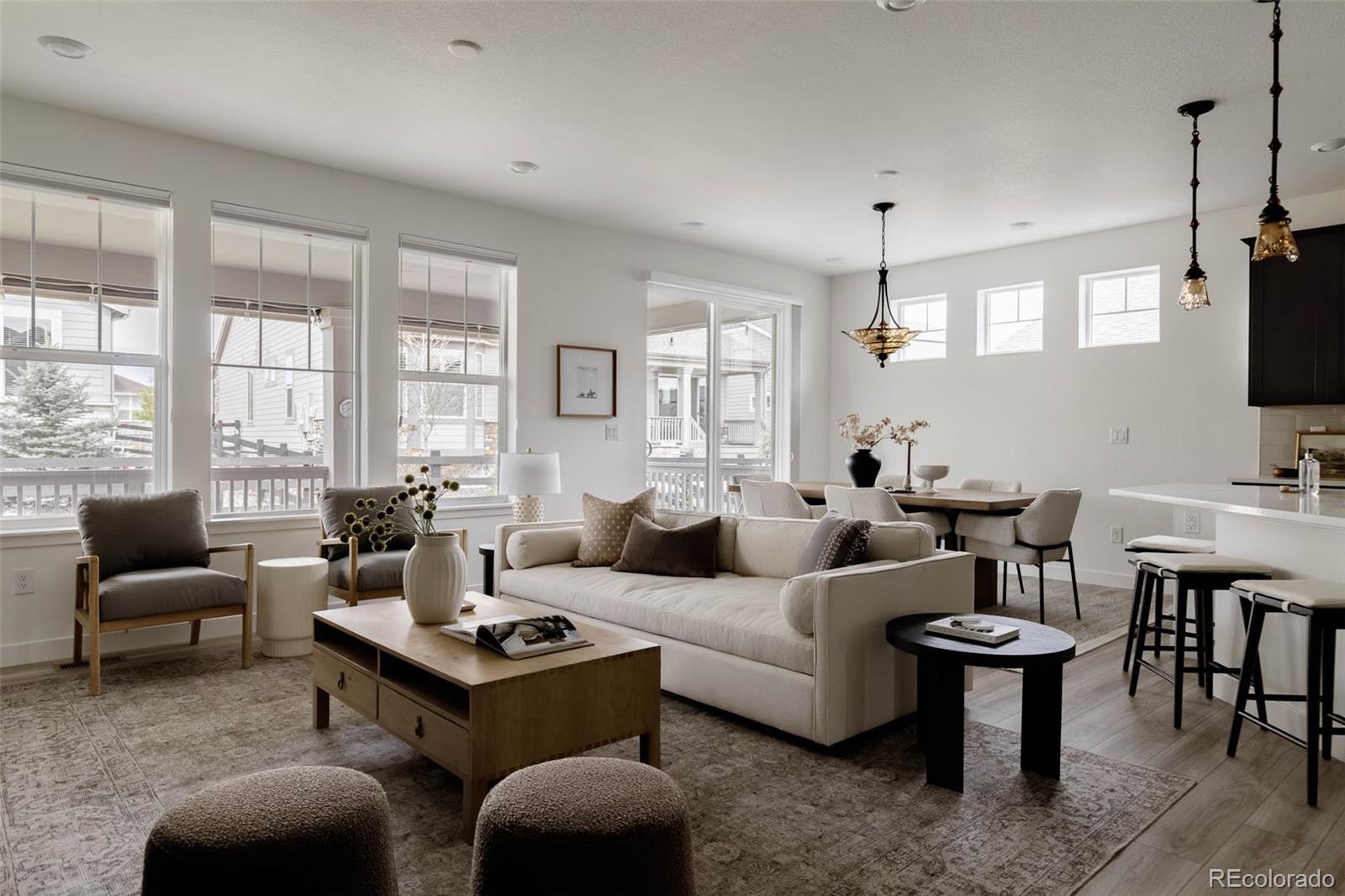 MLS Image #3 for 8571 s riviera court,aurora, Colorado