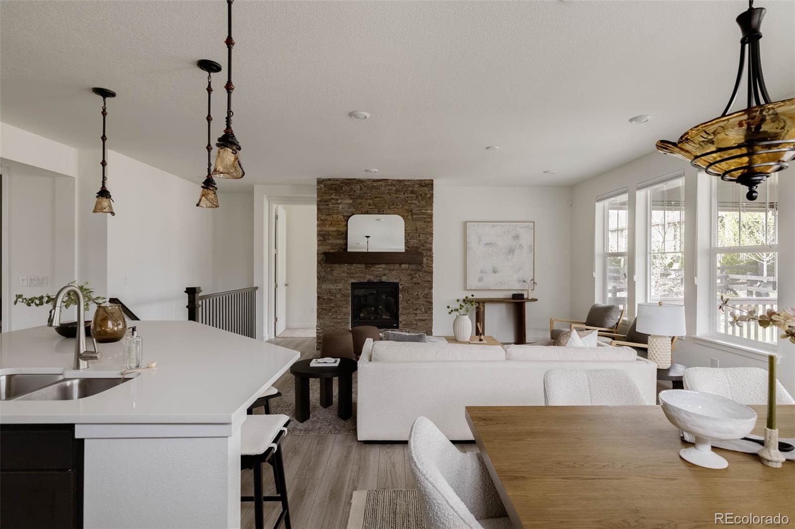 MLS Image #4 for 8571 s riviera court,aurora, Colorado