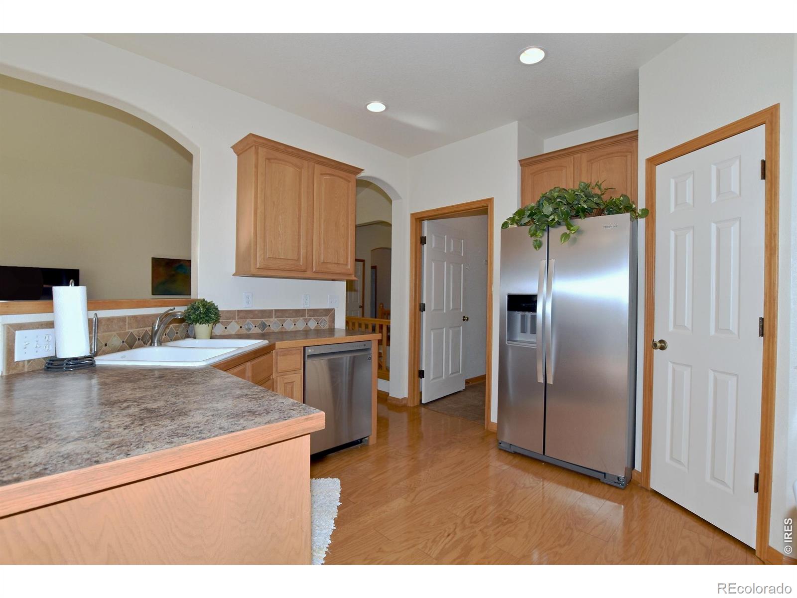 MLS Image #18 for 1047  canal drive,windsor, Colorado