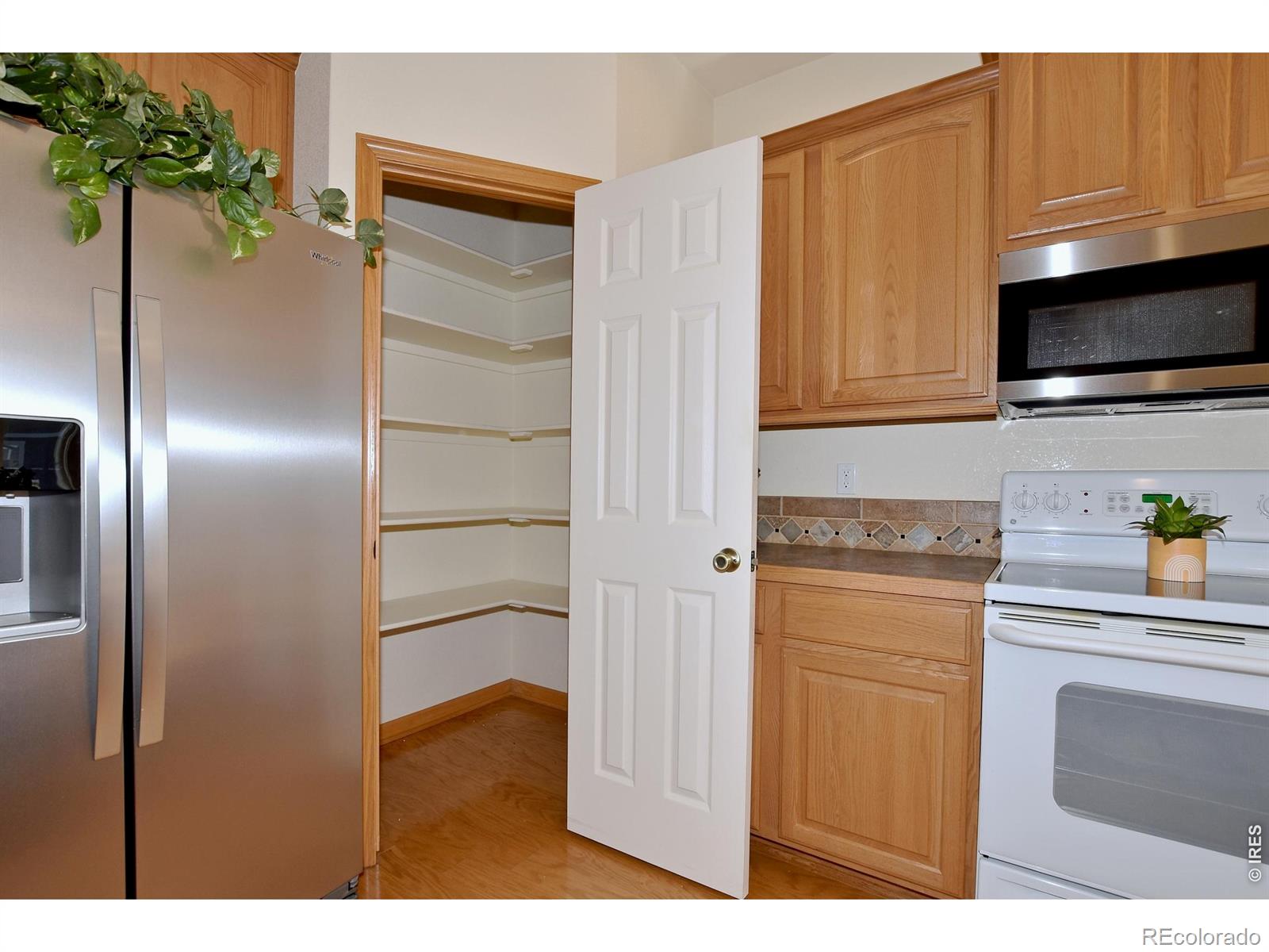 MLS Image #19 for 1047  canal drive,windsor, Colorado
