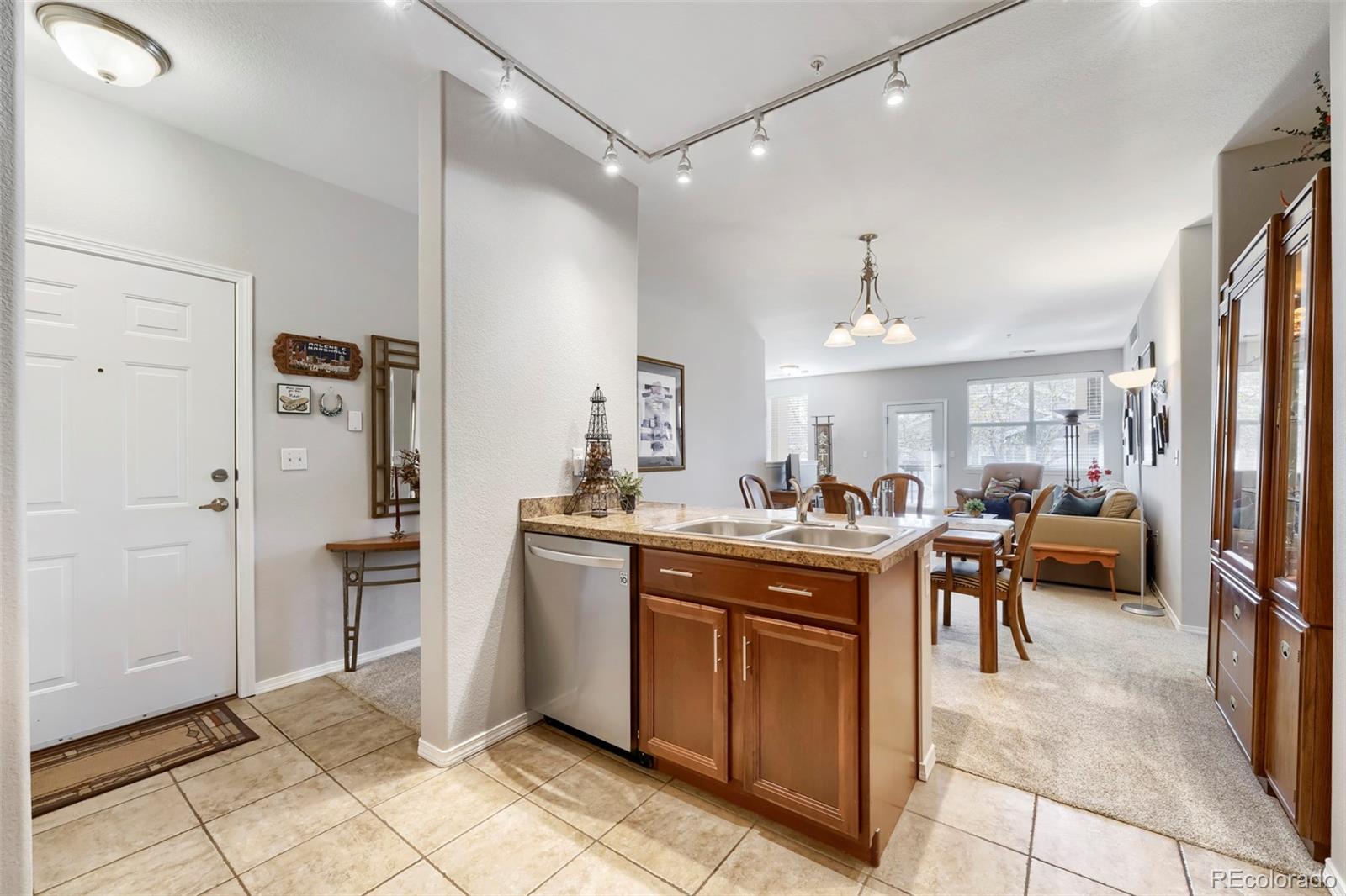 MLS Image #10 for 15470  canyon rim drive 202,englewood, Colorado