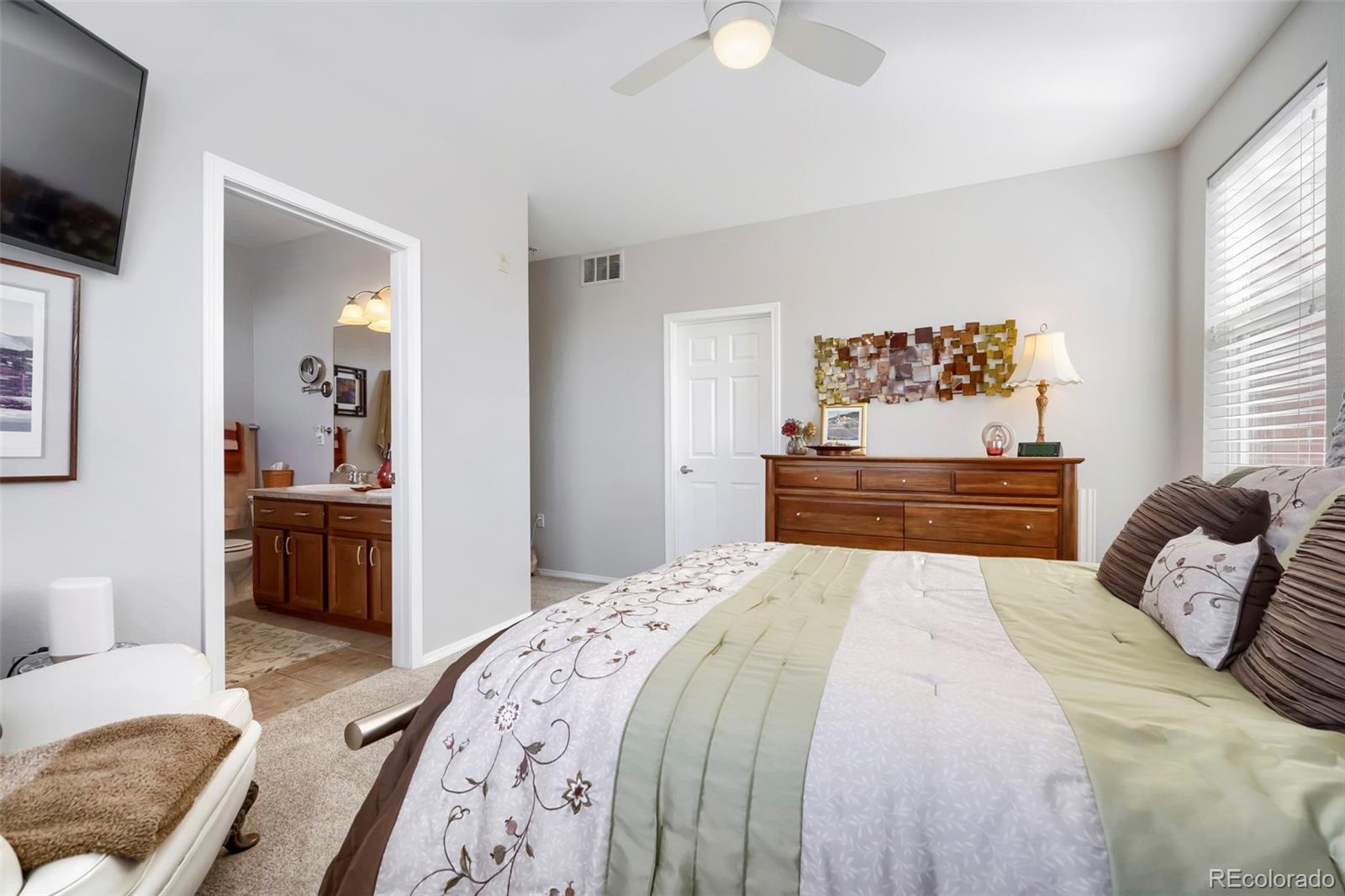 MLS Image #16 for 15470  canyon rim drive 202,englewood, Colorado