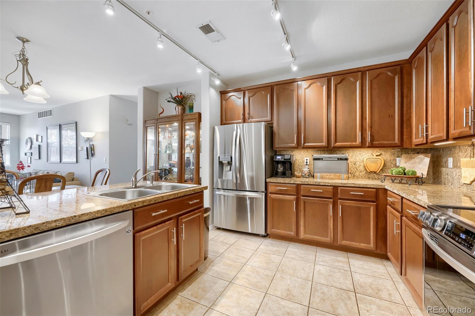 MLS Image #3 for 15470  canyon rim drive 202,englewood, Colorado