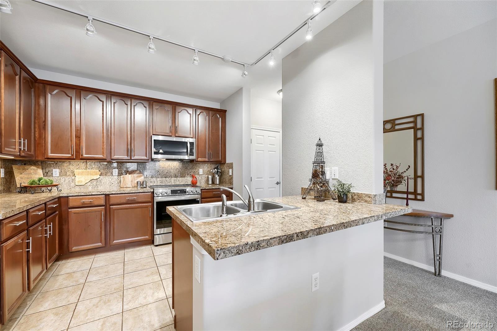 MLS Image #4 for 15470  canyon rim drive 202,englewood, Colorado