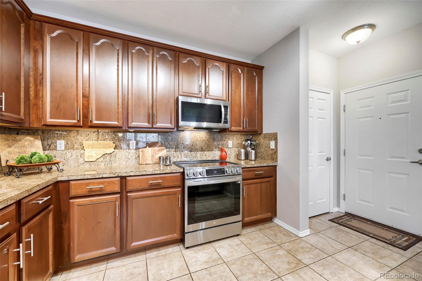 MLS Image #6 for 15470  canyon rim drive 202,englewood, Colorado