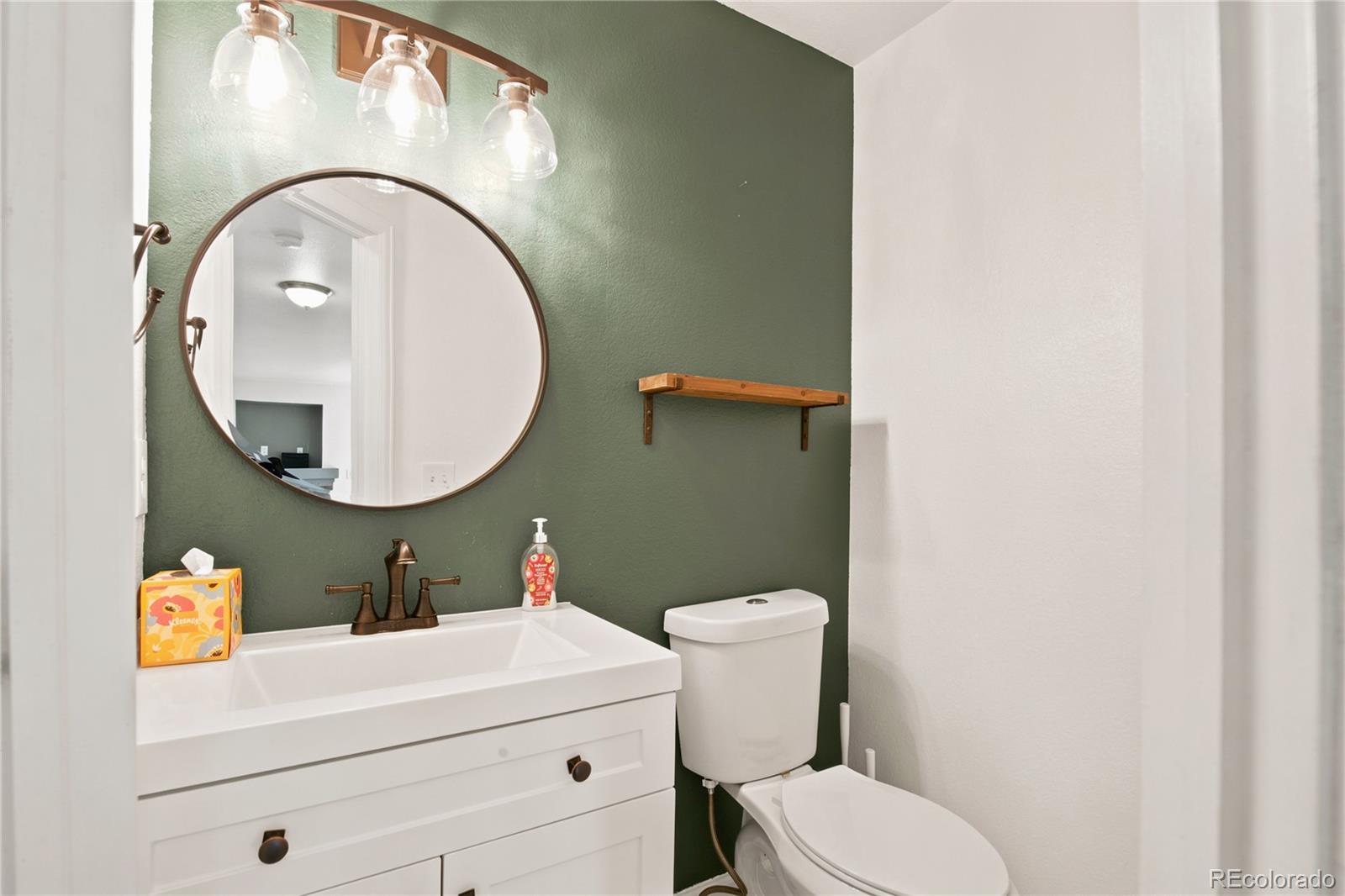 MLS Image #11 for 9687  eagle creek parkway,commerce city, Colorado