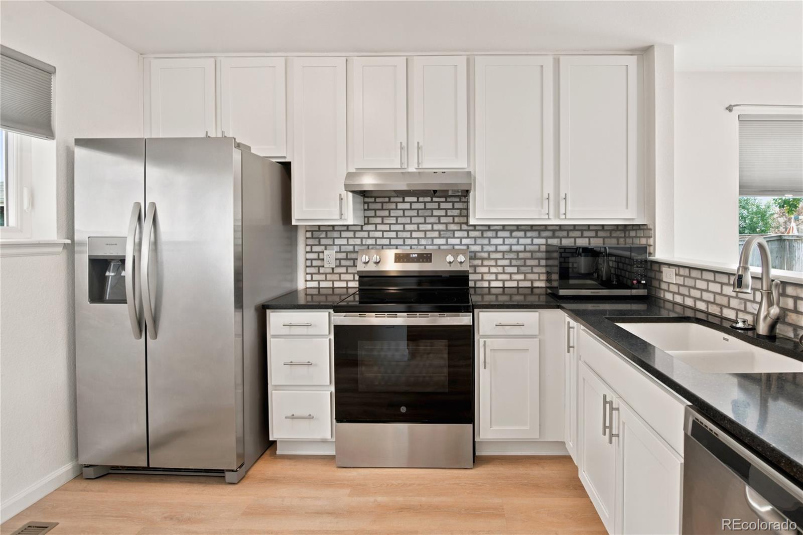 MLS Image #7 for 9687  eagle creek parkway,commerce city, Colorado
