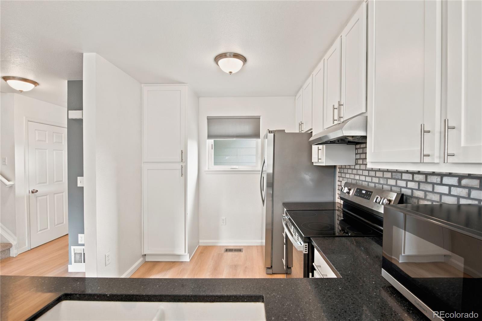 MLS Image #9 for 9687  eagle creek parkway,commerce city, Colorado