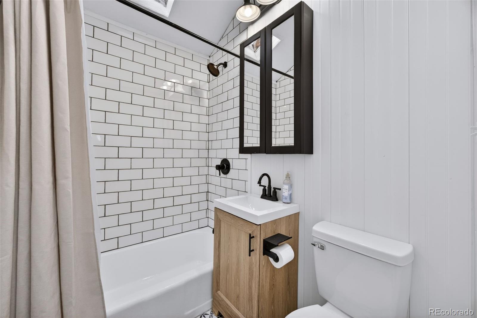 MLS Image #5 for 730  newark street,aurora, Colorado